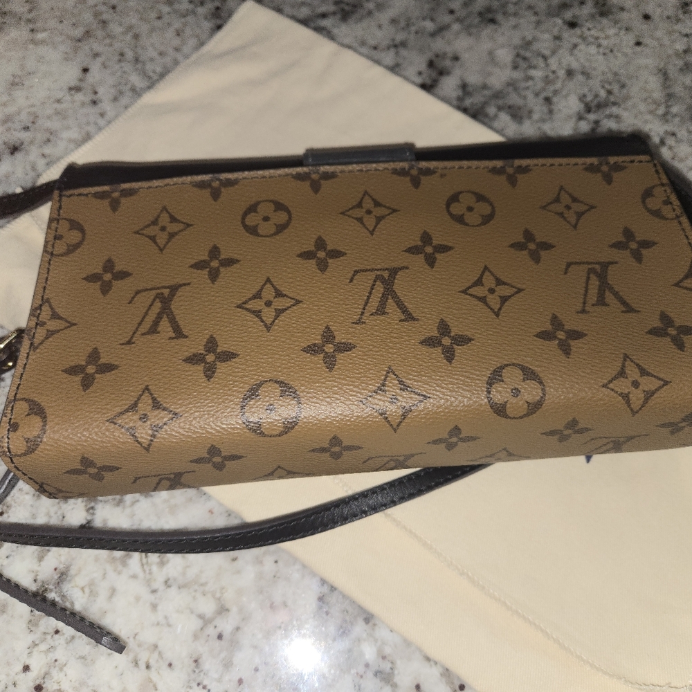 Louis Vuitton Monogram Reverse Column Pochette Cr… - image 5